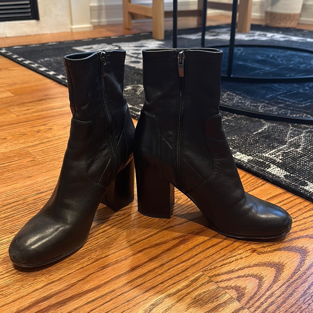 Via Spiga Women's US8.5 Leather Boot Heels
